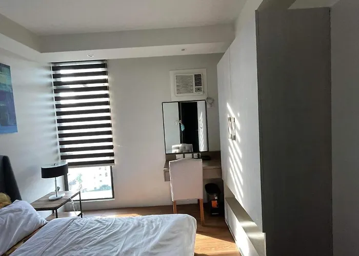 2 Bedroom Portovita Tower 12-a * Manila