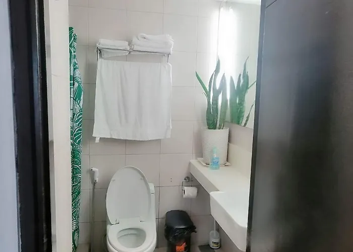 2 Bedroom Portovita Tower 12-a * Manila